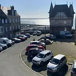 Tatil Evi Maison Du Cap Lihou, Duplex Au 1er Et 2eme Etage Mansarde, Quartier Historique, *