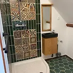 Maison Du Cap Lihou, Duplex Au 1er Et 2eme Etage Mansarde, Quartier Historique,