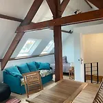 Tatil Evi Maison Du Cap Lihou, Duplex Au 1er Et 2eme Etage Mansarde, Quartier Historique,