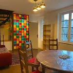 Tatil Evi Maison Du Cap Lihou, Duplex Au 1er Et 2eme Etage Mansarde, Quartier Historique, Granville