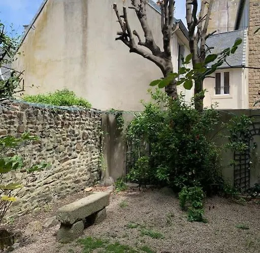 Maison Du Cap Lihou, Duplex Au 1er Et 2eme Etage Mansarde, Quartier Historique, 別荘 グランビル