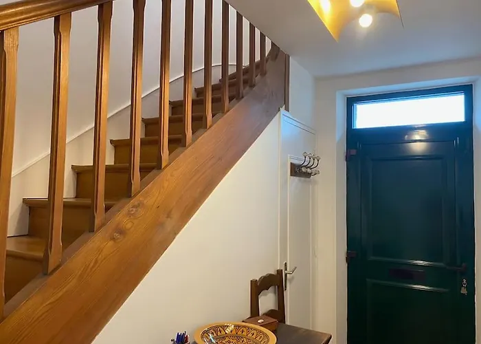 別荘 Maison Du Cap Lihou, Duplex Au 1er Et 2eme Etage Mansarde, Quartier Historique, *