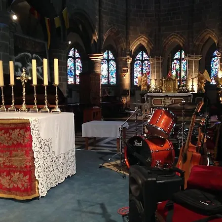 Prázdninový dům Maison Du Cap Lihou, Duplex Au 1er Et 2eme Etage Mansarde, Quartier Historique,