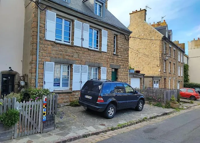 Maison Du Cap Lihou Granville, Quartier Historique