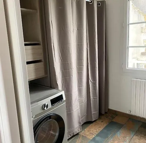 Maison Du Cap Lihou, Duplex Au 1er Et 2eme Etage Mansarde, Quartier Historique, * Granville