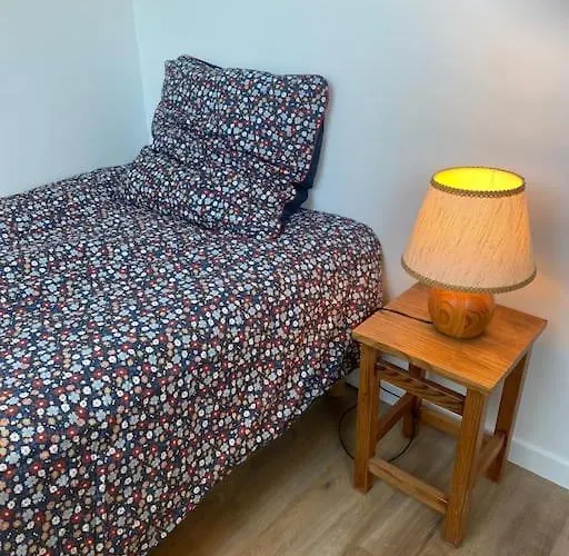 Maison Du Cap Lihou, Duplex Au 1er Et 2eme Etage Mansarde, Quartier Historique, *