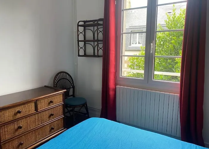 Hébergement de vacances Maison Du Cap Lihou Granville, Quartier Historique *