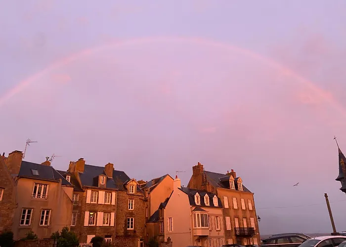 Maison Du Cap Lihou, Duplex Au 1er Et 2eme Etage Mansarde, Quartier Historique, Semesterbostad Granville